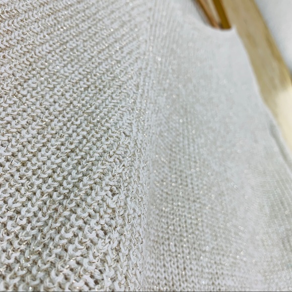 A.n.a Sweater V Neck Off White Gold Shimmer Medium - Picture 4 of 7